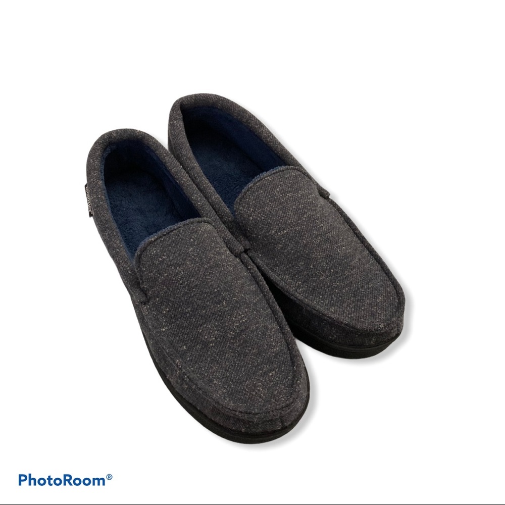 Isotoner Slippers - Picture 2 of 7